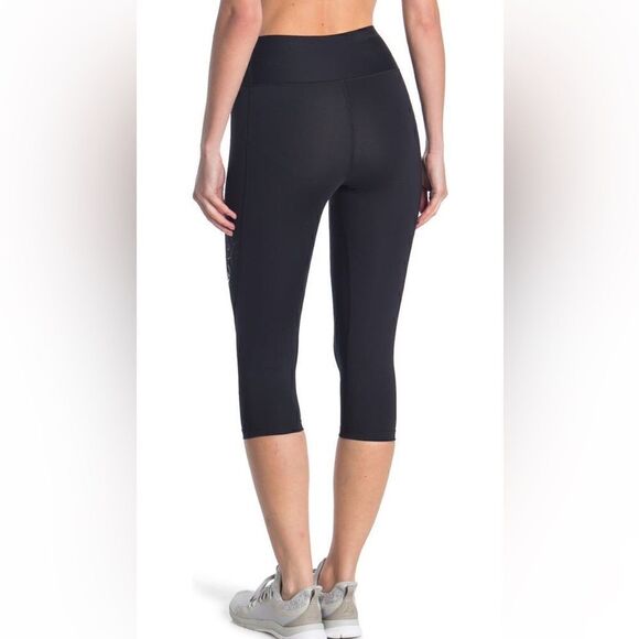2XU lightweight speed mid rise compression activewear 3/4 thighs leggings, NWT - Picture 4 of 16
